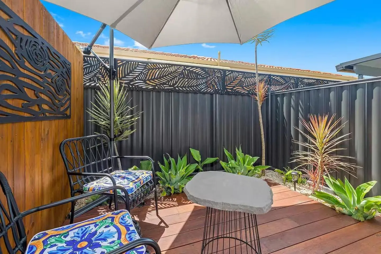 Cosy Hideaway Studio ~ Close To Everything Buddina